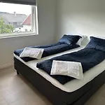 Utleie Av Romslig Og Velutstyrt Leilighet 10 Minutter Fra Stavanger Sentrum For Opptil 4 Personer